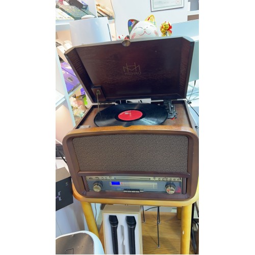 懷舊古董唱盤機 